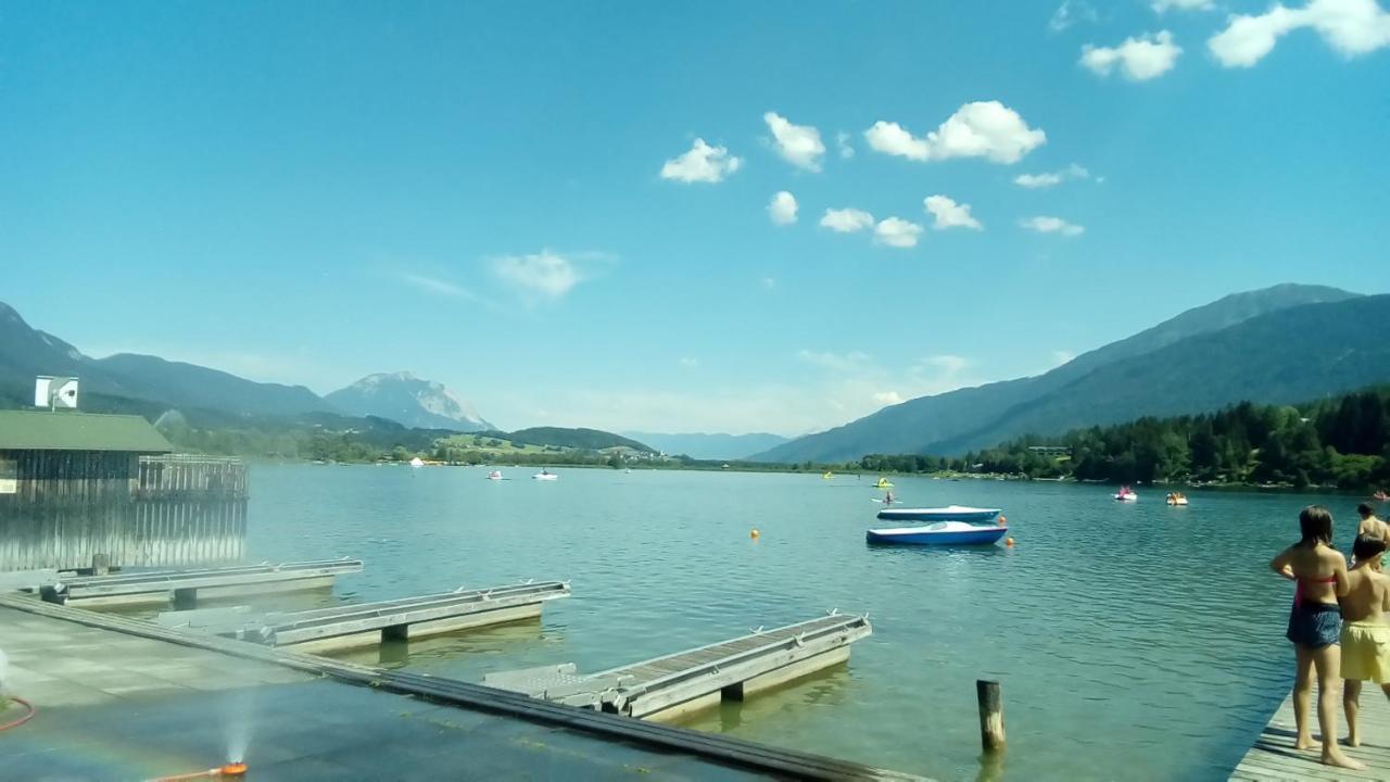 ホテル Landhaus Tirol プレッセッガー・ゼー エクステリア 写真