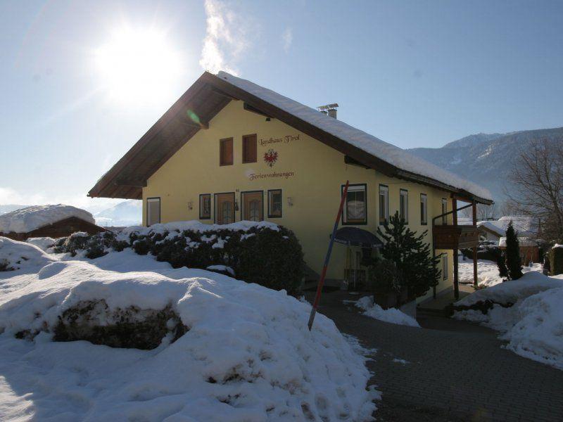 ホテル Landhaus Tirol プレッセッガー・ゼー エクステリア 写真